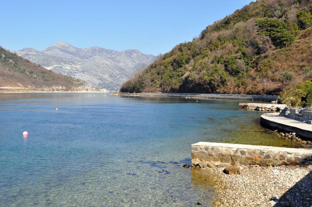 Apartments Vucinovic Tivat Ngoại thất bức ảnh
